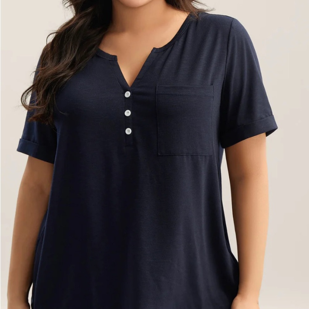 BloomChic Plus Womens sz 10 Like New Dark Blue Shirt Top